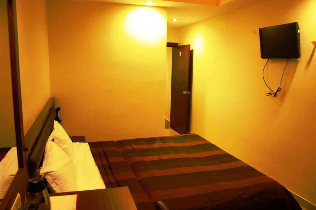 Hotel Avn Grand Ranchi Zimmer foto