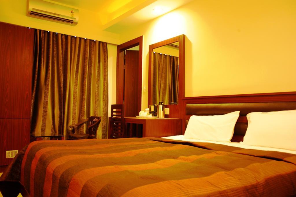 Hotel Avn Grand Ranchi Zimmer foto